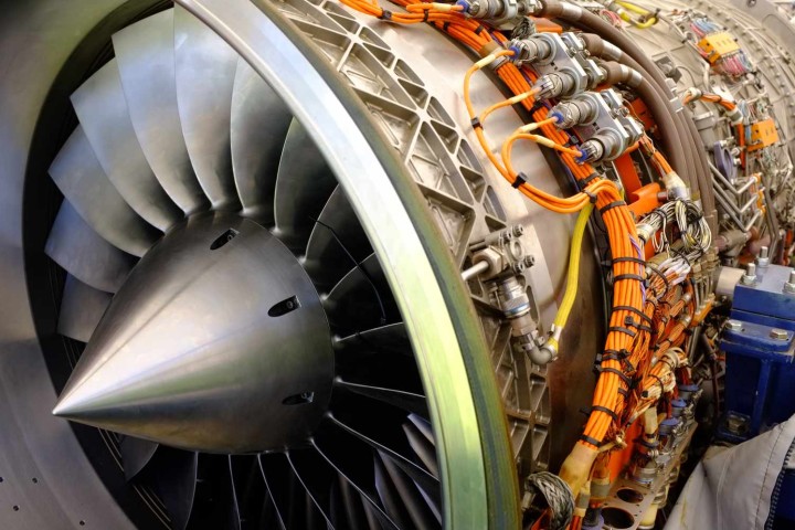 Jet engine