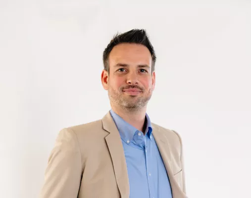 Benjamin Geens Headshot